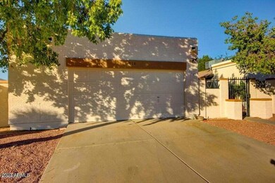 918 E Wahalla Ln, Phoenix, AZ 85024 - photo 2