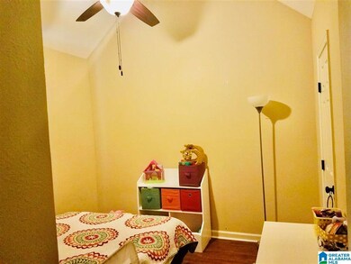 349 Camden Cove Cir, Calera, AL 35040 - photo 5