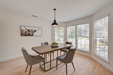 23 S Drifting Leaf Ct, Spring, TX 77380 - photo 7