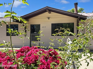 3219 N Manor Rd, Flagstaff, AZ 86004 - photo 3