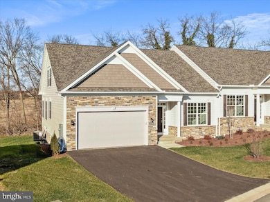 12926 Hawkins Cir unit 26, Hagerstown, MD 21742 - photo 3