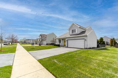 1712 Sunshine Ln, Zion, IL 60099 - photo 2