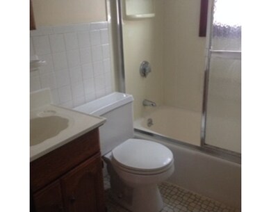 186 Howard St, Ludlow, MA 01056 - photo 2