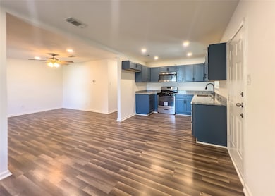 6355 French Chateau Dr, Houston, TX 77088 - photo 3