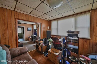 819-821 Delaware St, Scranton, PA 18509 - photo 3