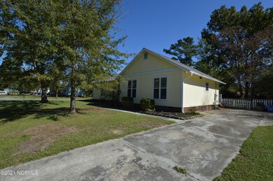 212 Branchwood Dr, Jacksonville, NC 28546 - photo 3