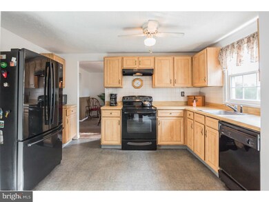 23 Jupiter Dr, Sewell, NJ 08080 - photo 6