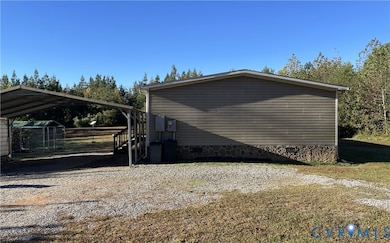 7156 Double Bridges Rd, Victoria, VA 23974 - photo 4