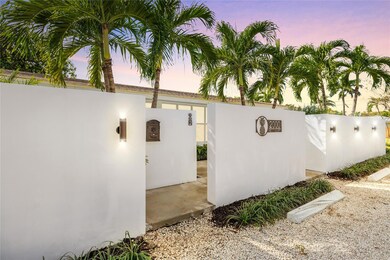2000 NE 17th St, Fort Lauderdale, FL 33305 - photo 2