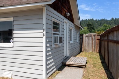 108 Varner Ave NE, Orting, WA 98360 - photo 4