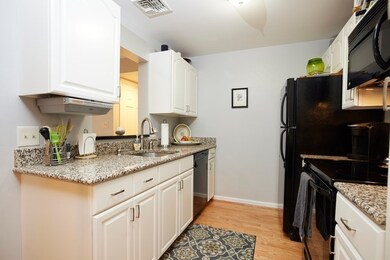 1607 Carriage Ln unit 1607, Taunton, MA 02780 - photo 6