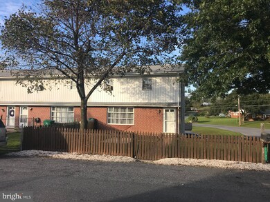 1367 Pleasantview Dr, Chambersburg, PA 17202 - photo 2