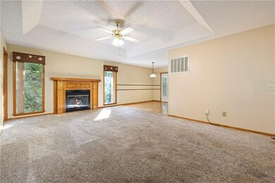 18 Brentwood Dr, Bella Vista, AR 72715 - photo 2