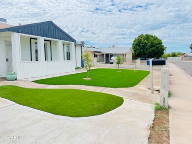 4037 N 77th Dr, Phoenix, AZ 85033 - photo 4