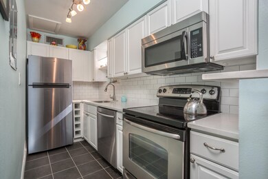 250 N Atlantic Ave E20-16