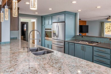 19729 Nugget Ave, Bend, OR 97702 - photo 6