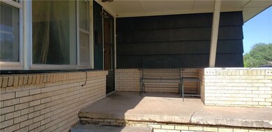 1540 NE 39th St, Oklahoma City, OK 73111 - photo 3