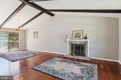 6401 Windharp Way, Columbia, MD 21045 - photo 3