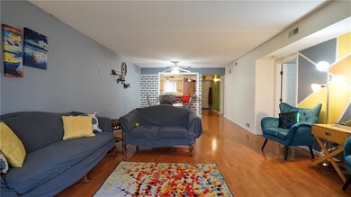 650 E Greenwich Ave unit 3-202, West Warwick, RI 02893 - photo 2