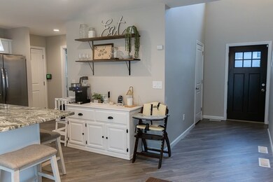 82 Davenport St, Springfield, MA 01119 - photo 7