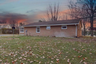 1325 Forest Hills Dr, Salix, PA 15952 - photo 3