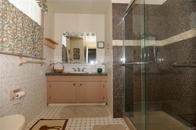 1465 Dartmouth Dr, Bethlehem, PA 18017 - photo 6