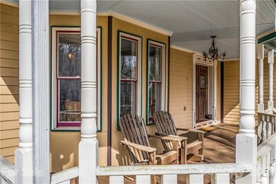 126 River Run Rd, Statesville, NC 28625 - photo 2