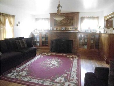 Living Room Woodburning fireplace and beautiful na