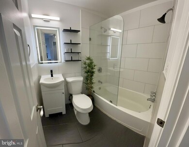 610 Longfellow St NW unit 404, Washington, DC 20011 - photo 6