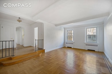 250 Cabrini Boulevard unit 5C, New York, NY 10033 - photo 2