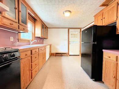 11 Freeman Ct, Dover, NH 03820 - photo 5