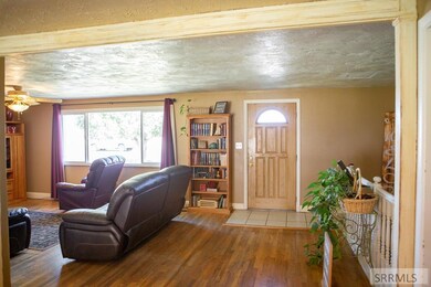 687 W 200 N, Blackfoot, ID 83221 - photo 3