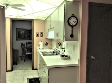 13813 N Thunderbird Blvd, Sun City, AZ 85351 - photo 6