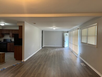 4430 Flossmoor Rd, Country Club Hills, IL 60478 - photo 4