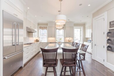 246 W Newton St unit 1, Boston, MA 02116 - photo 2