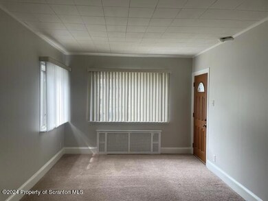 517 E Elm St, Scranton, PA 18505 - photo 2
