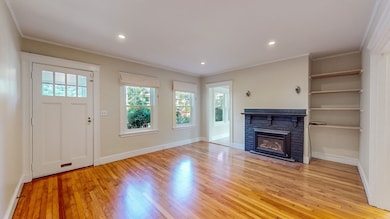 176 Parker St, Newton Center, MA 02459 - photo 5