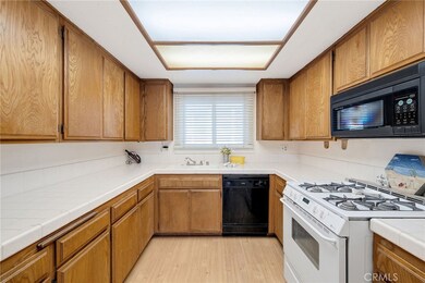 950 Main St unit 205, El Segundo, CA 90245 - photo 5