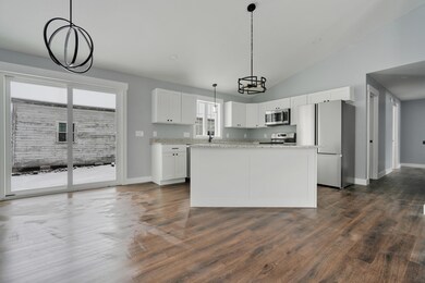 M26L3 West St, Sanford, ME 04073 - photo 4