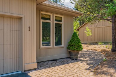 5-web-or-mls-18160 Mt Baker -05