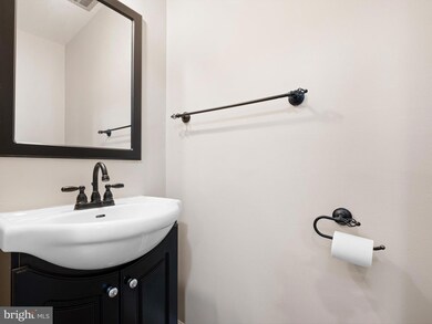 9 Patrick Henry Ct, Newark, DE 19711 - photo 6