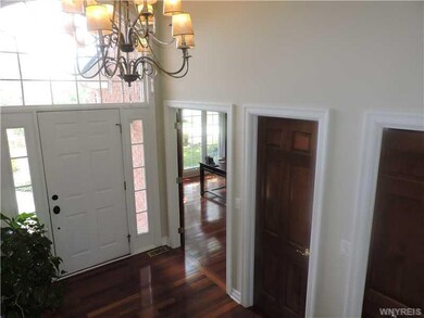 Foyer.