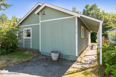 01-Exterior Front MS_3583