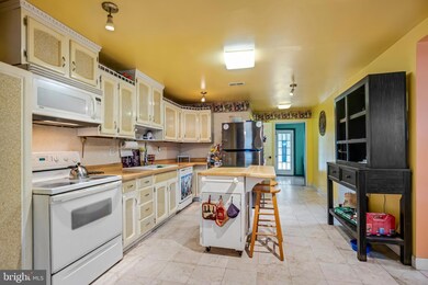 29806 Adams Rd, Mechanicsville, MD 20659 - photo 6