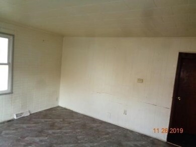 2519 Colfax St, Gary, IN 46406 - photo 2