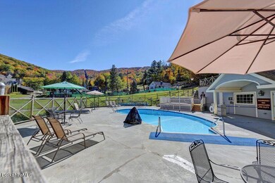 Country Inn Pool 2