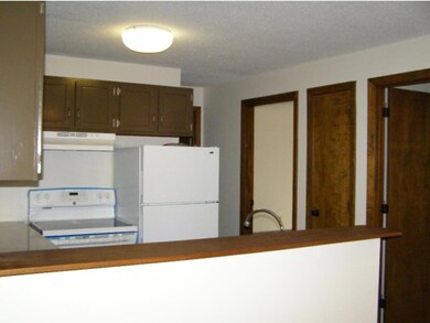 35 Seminary Hill unit 25, West Lebanon, NH 03784 - photo 5