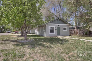 223 S Diamond St, Nampa, ID 83686 - photo 2