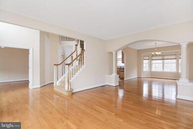 8 Crossings Ct, Mount Laurel, NJ 08054 - photo 3