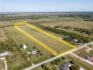 5824 County Road 392, Alvin, TX 77511 - photo 3